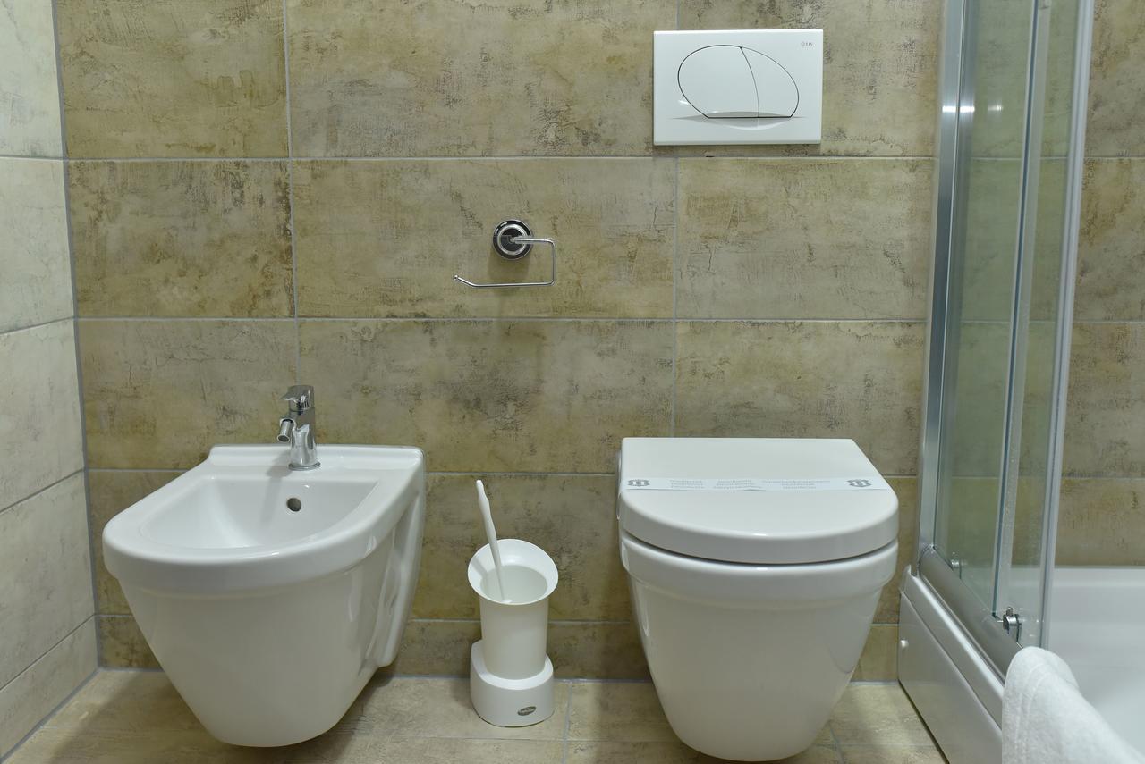 Motel Grand Велика Кладуша Екстериор снимка